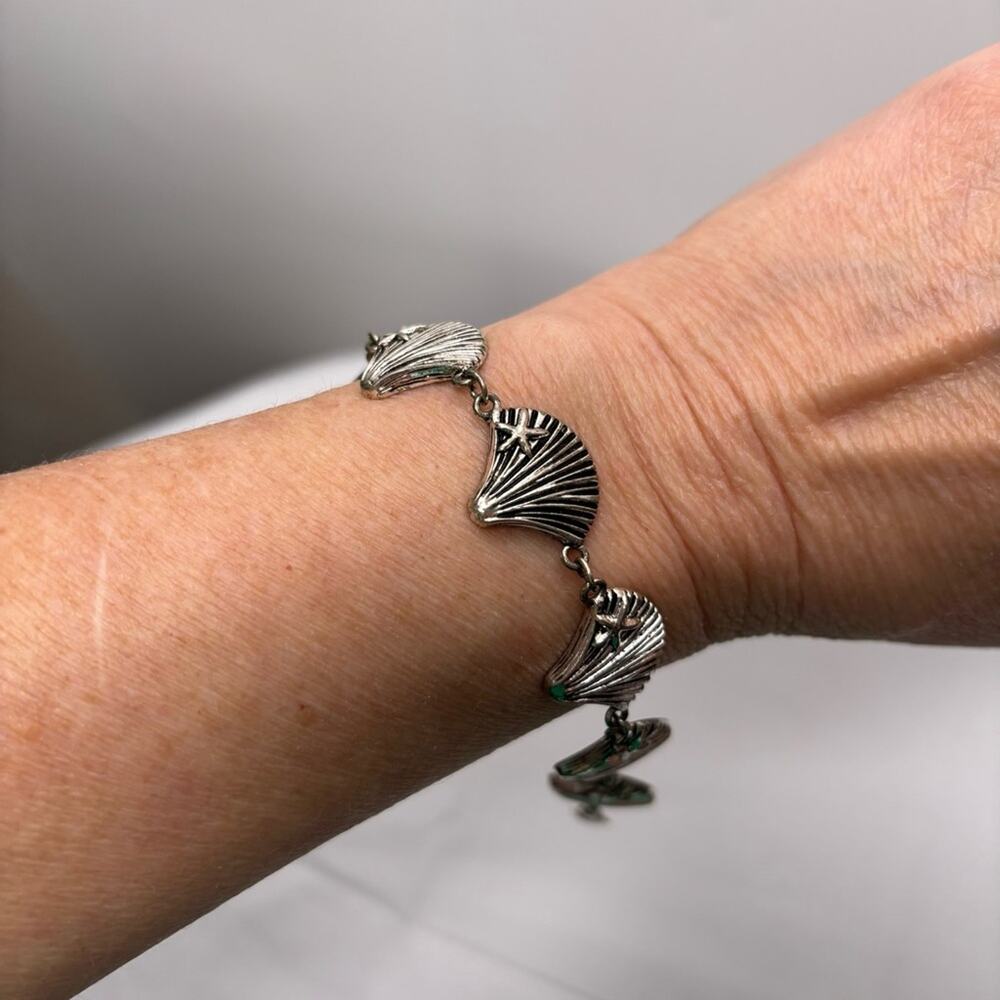 Silver Tone Shell Bracelet